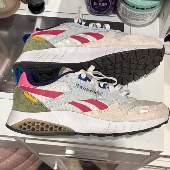 Reebok Pink and White Athletic Shoes - Picture 3 of 3